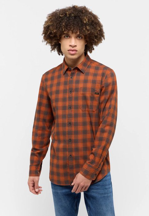 მამაკაცის კლეჩატი პერანგი