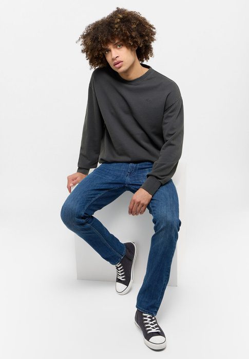 pol_pl_MUSTANG-Clio-Pirate-Black-1015639-4088-46553_2